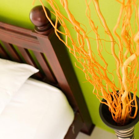Spa Guest House Jomtien Beach Exterior foto