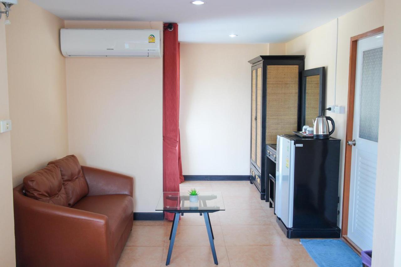 Spa Guest House Jomtien Beach Exterior foto