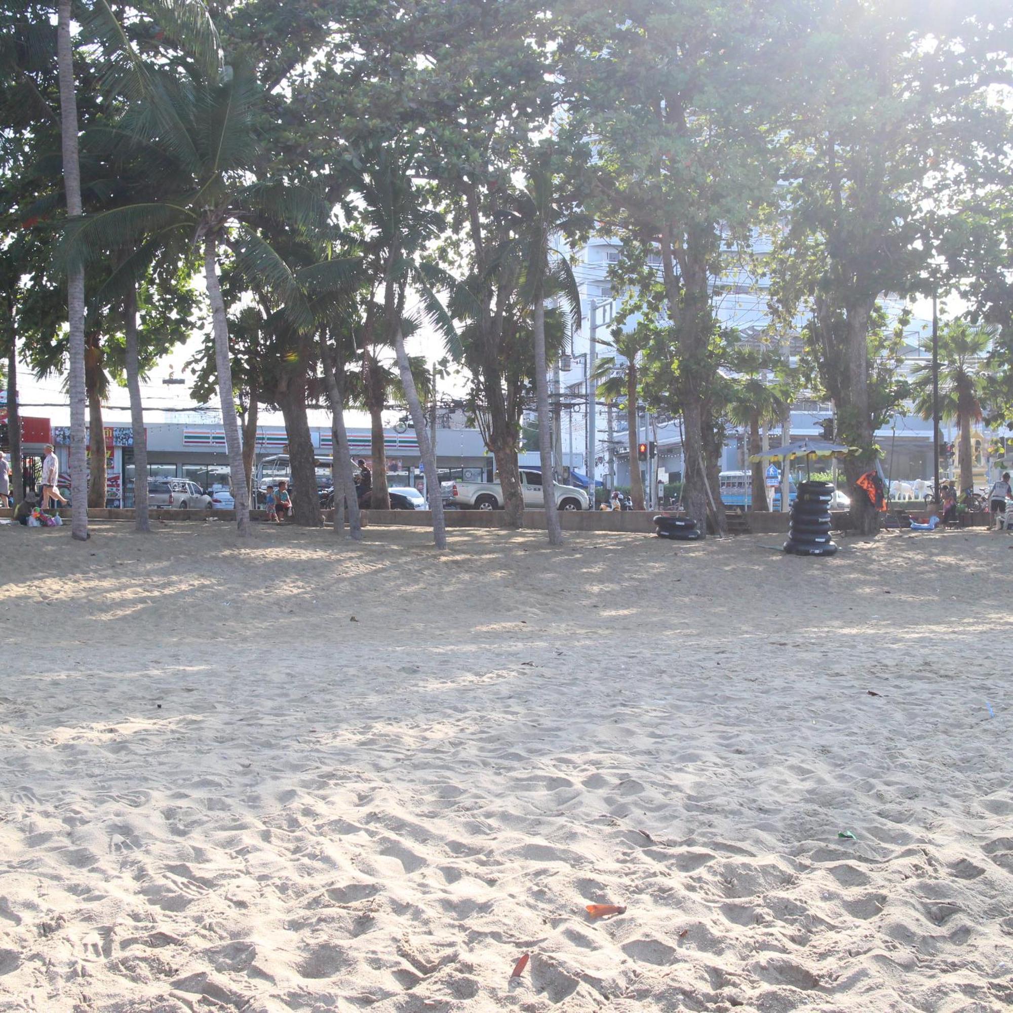 Spa Guest House Jomtien Beach Exterior foto