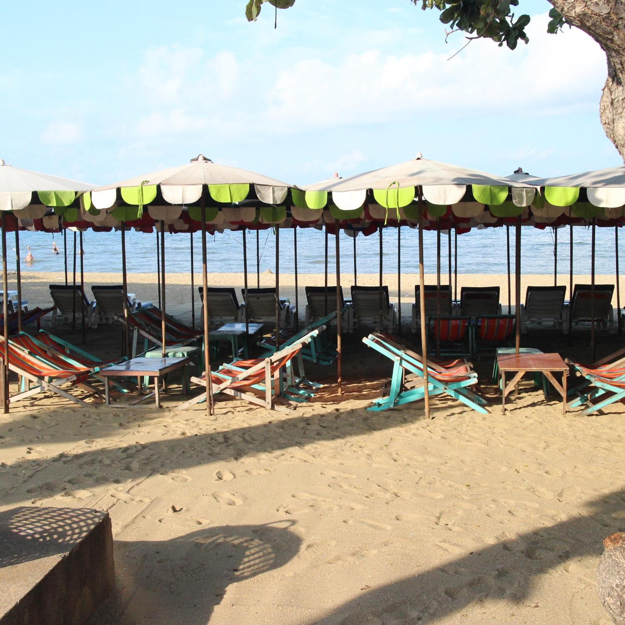 Spa Guest House Jomtien Beach Exterior foto