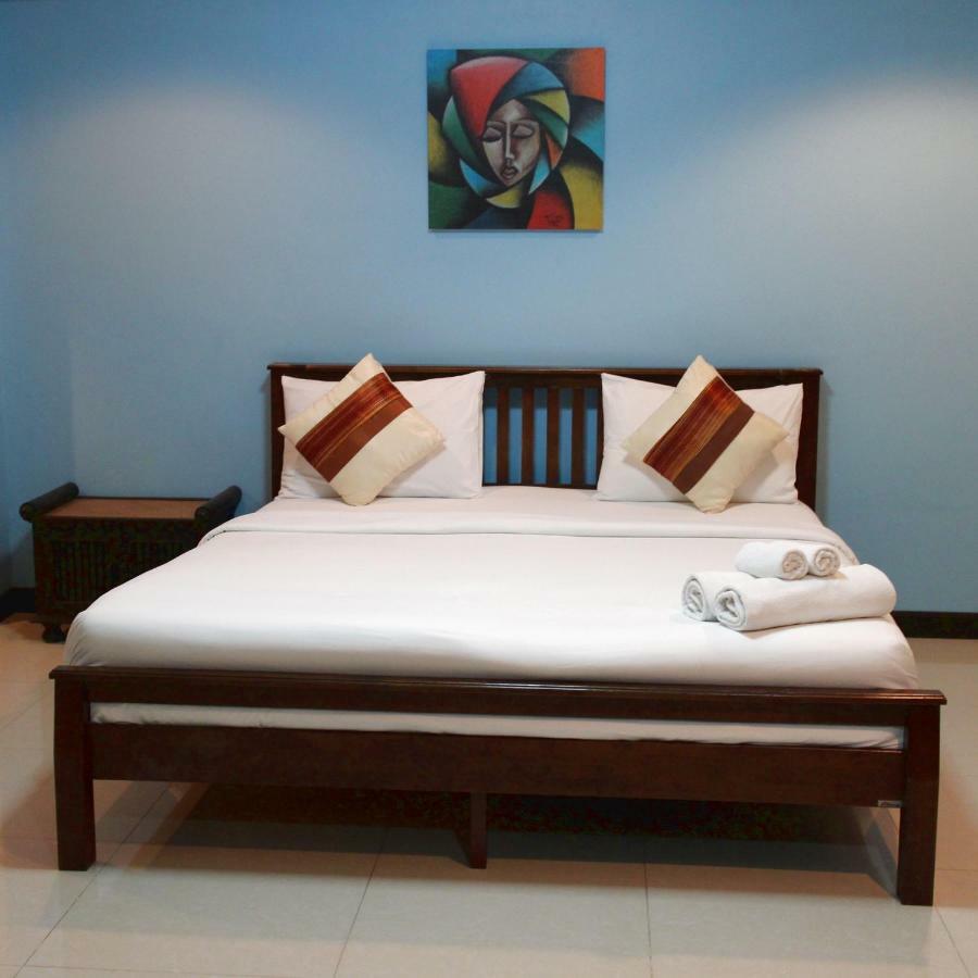 Spa Guest House Jomtien Beach Exterior foto